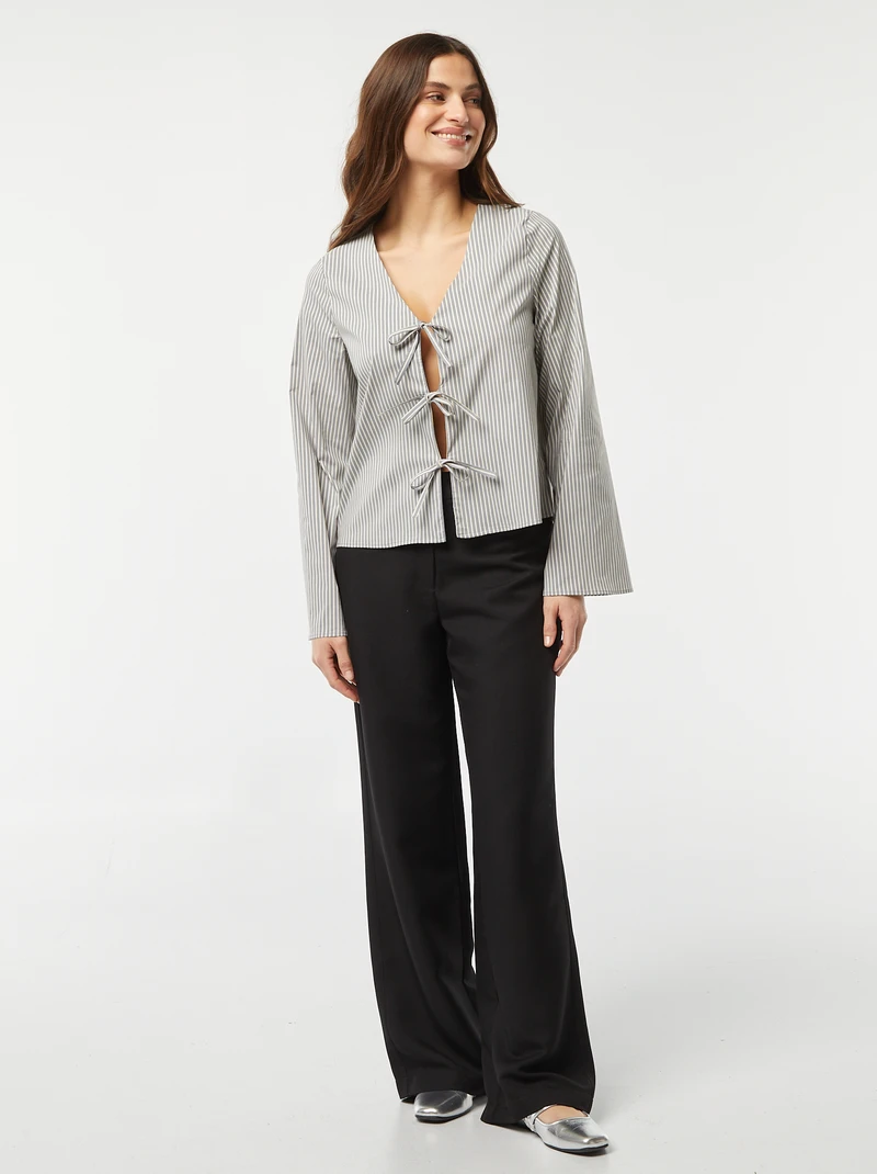 Striped vest blouse with ties-green